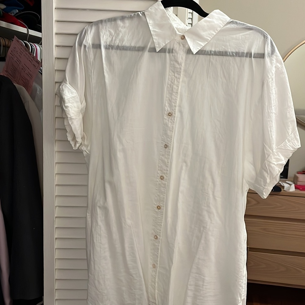 White Aritzia Wilfred free white button down - M